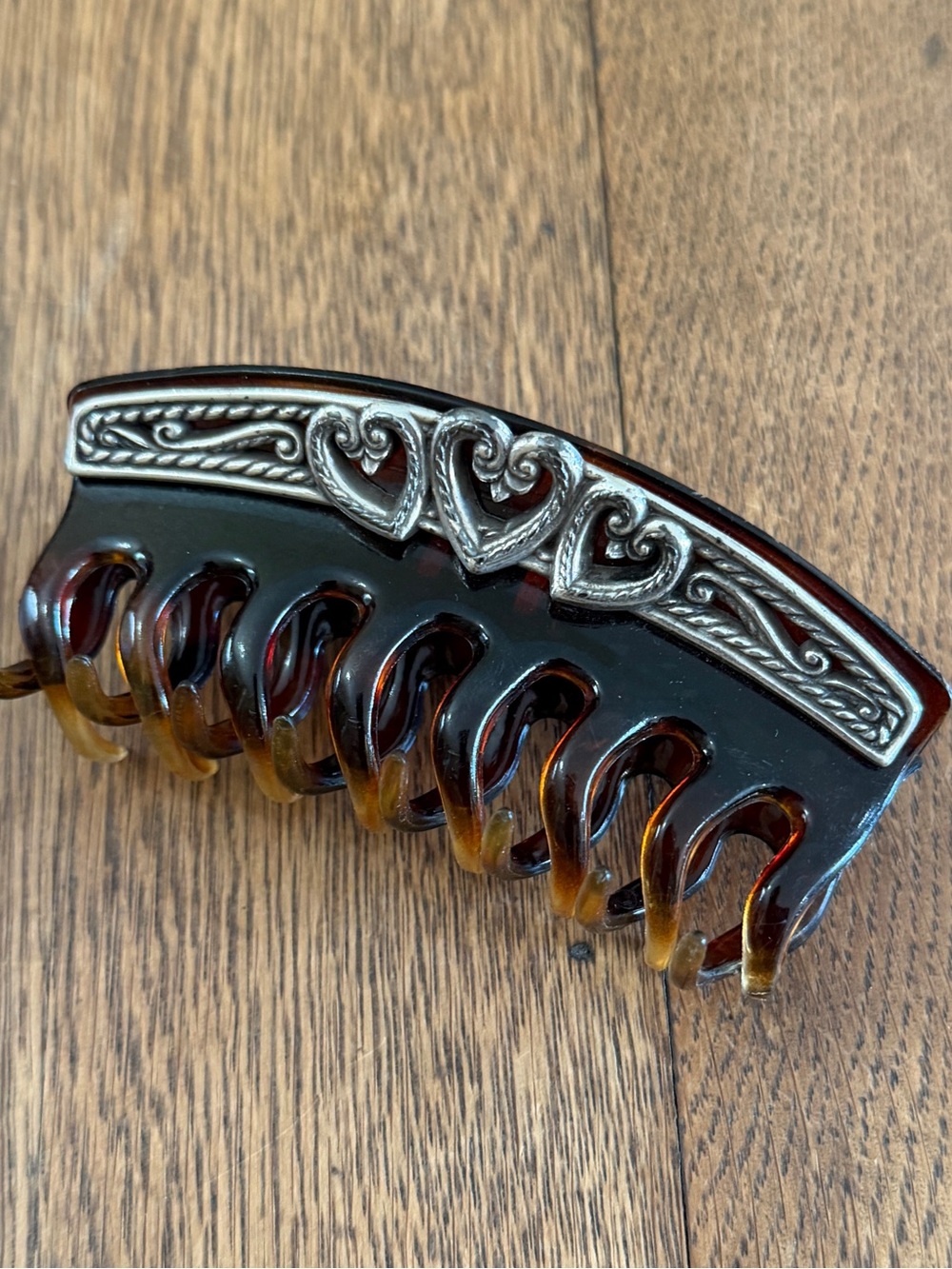 Brighton Silver Heart Trim Tortoiseshell Hair Claw - Picture 2 of 5